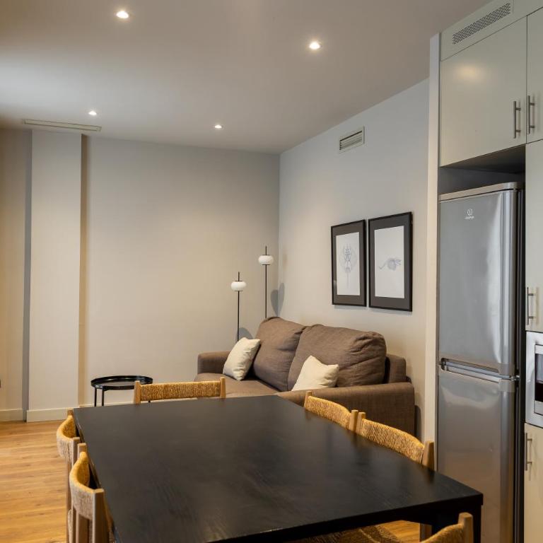 Uma Suites Barceloneta Beach - Two-Bedroom Apartment - 14