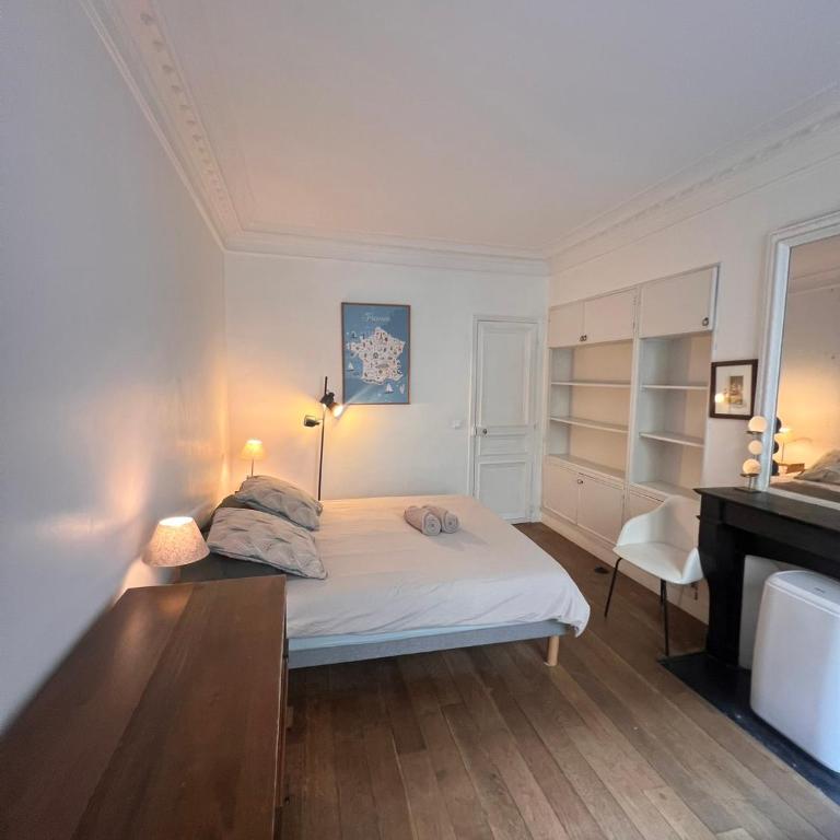 Real Parisian apartment with 2 bedrooms and AC - Appartement 2 Chambres - 8