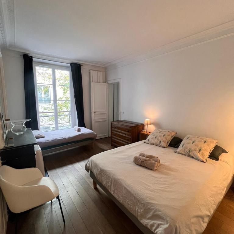 Real Parisian apartment with 2 bedrooms and AC - Appartement 2 Chambres - 9
