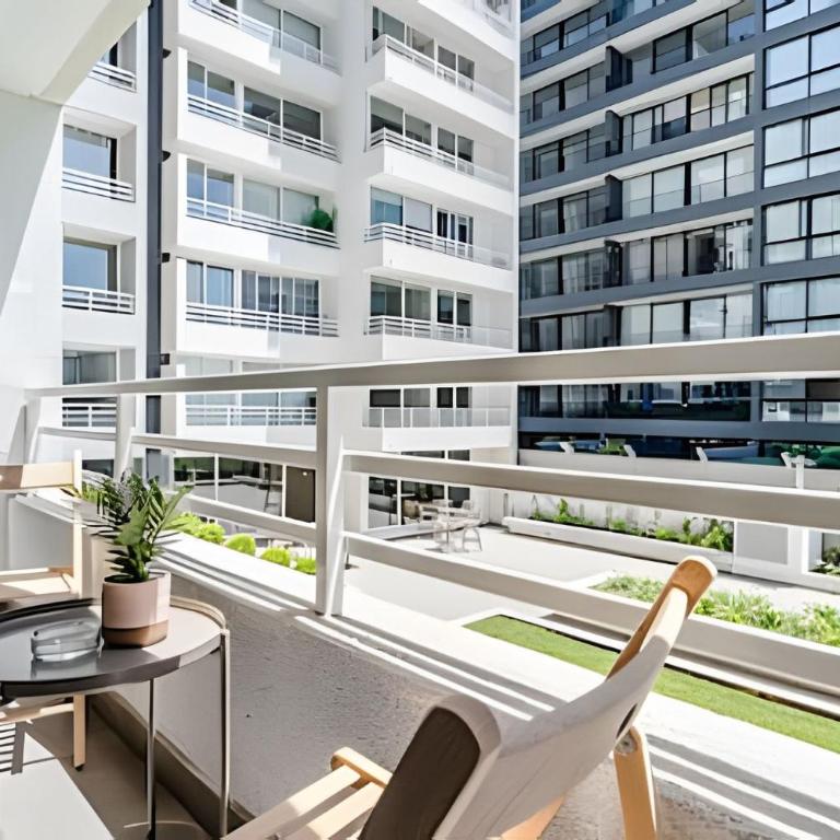 Fully equipped executive apartment in Tocornal with pool - Apartment with Balcony - 15