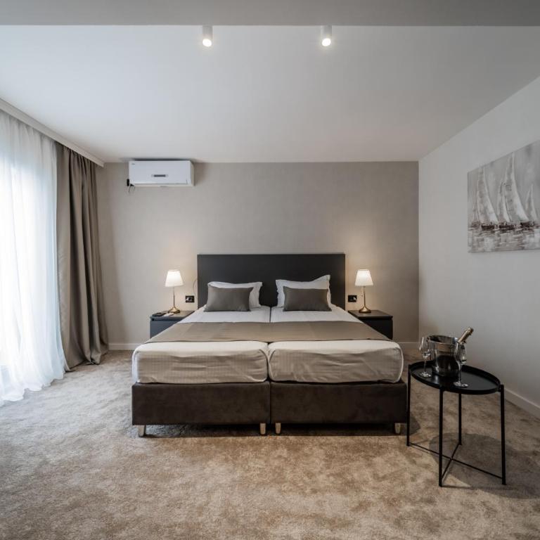 Rei 2 - Suite with Terrace - 3