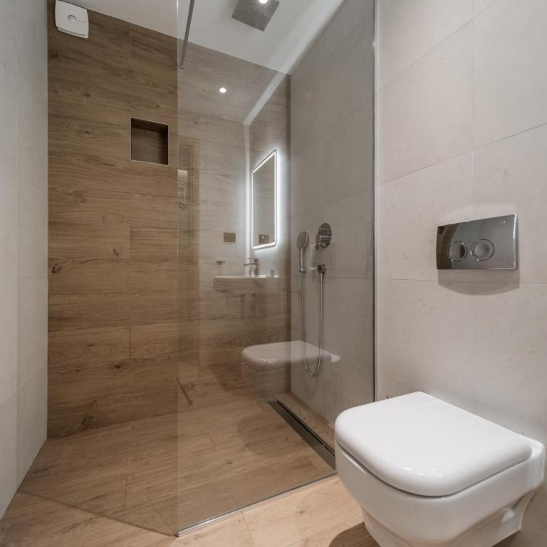 Rei 2 - Suite with Terrace - 5