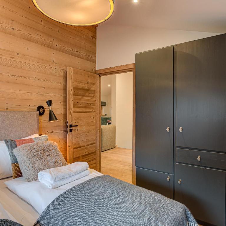 Chalet Diard, Detached Chalet, Alpes Agency, Sleeps 6 to 8 - Chalet - 16