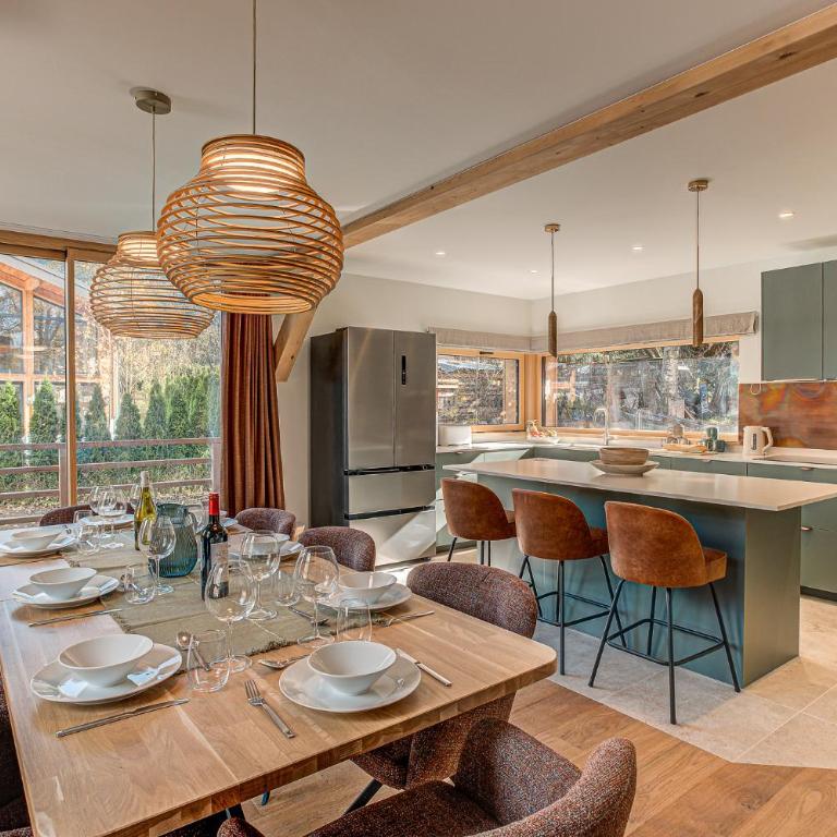 Chalet Diard, Detached Chalet, Alpes Agency, Sleeps 6 to 8 - Chalet - 3