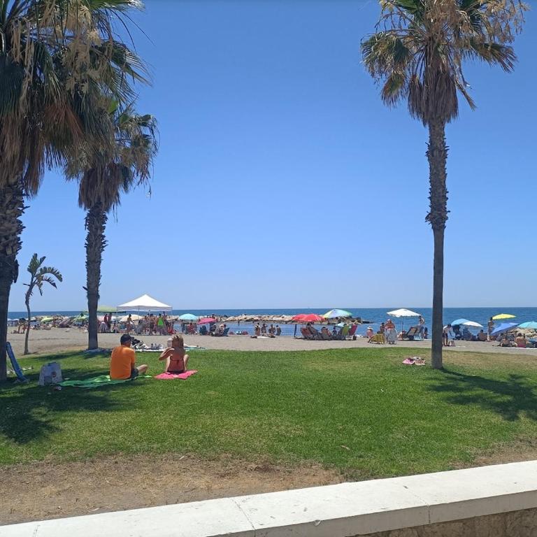 Best location in Malaga, just by the beach - Apartamento de 2 dormitorios - 13