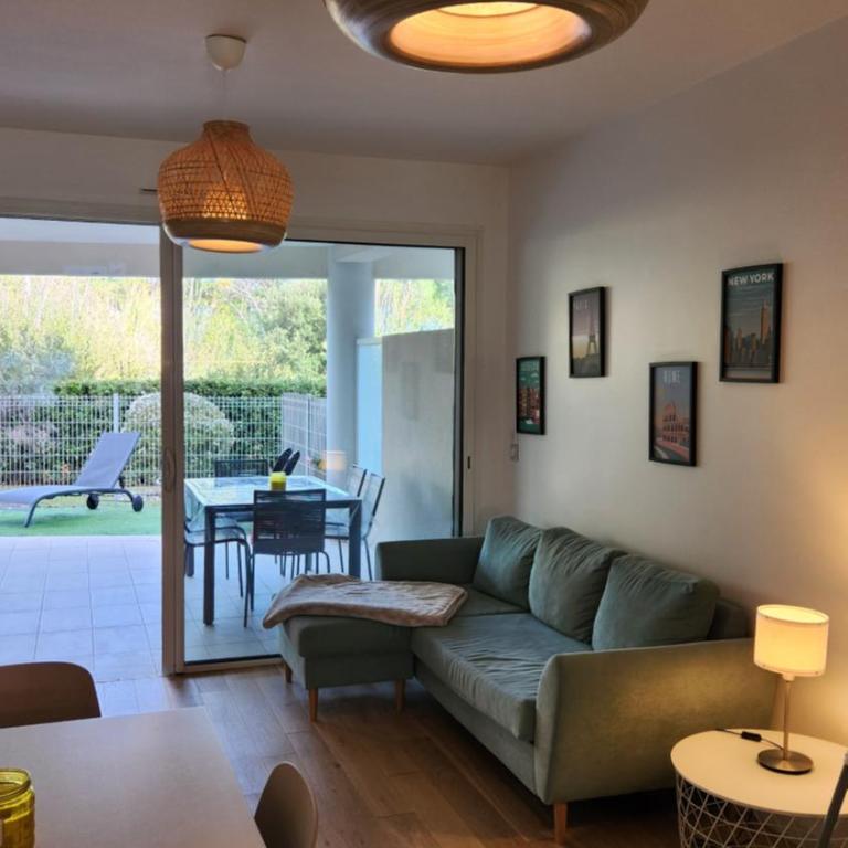 Appartement Calvi, Cœur de ville, plage à 300 m - Appartement 3 Chambres - 30