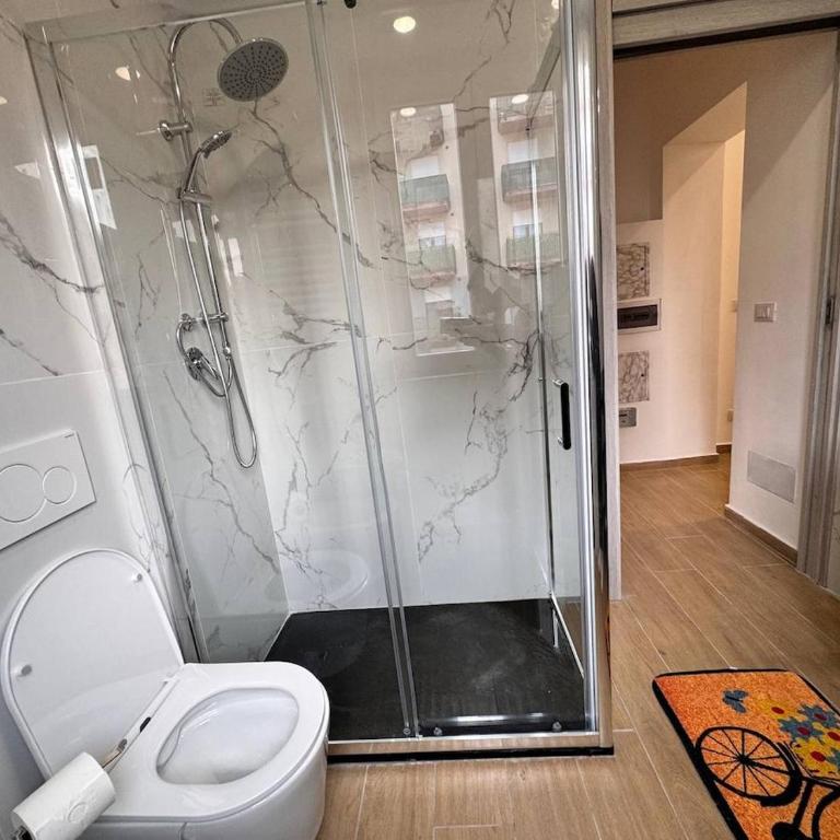 Cozy apartment near downtown - Appartamento con Balcone - 11