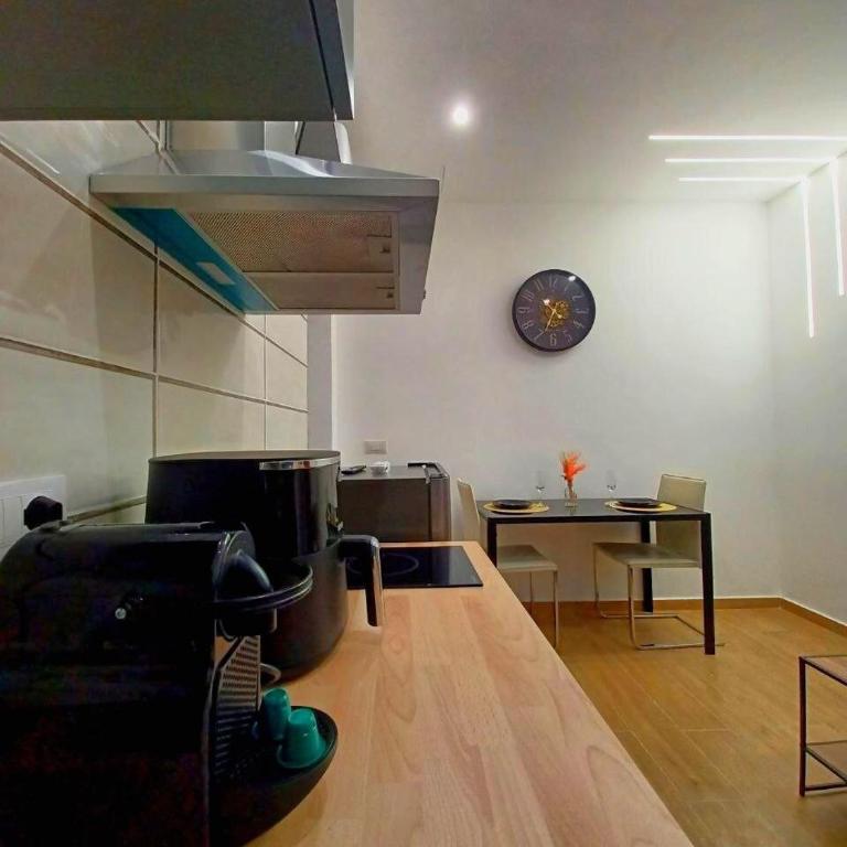 Cozy apartment near downtown - Appartamento con Balcone - 23