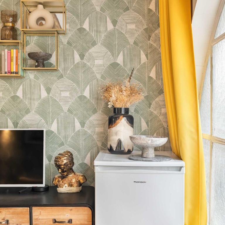 Historical apartment in the heart of Paris -7 - Studio - 10