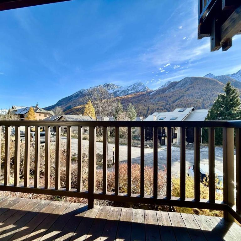 Charmant T2 avec coin montagne, 6 couchages, Monêtier les Bains, proche commerces et navettes ski - Appartement 1 Chambre - 18