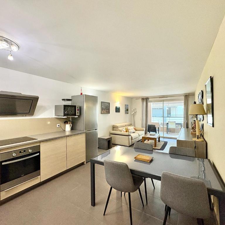 Appartement centrale à 100 m des plages Rue de Provence - Appartamento - 4