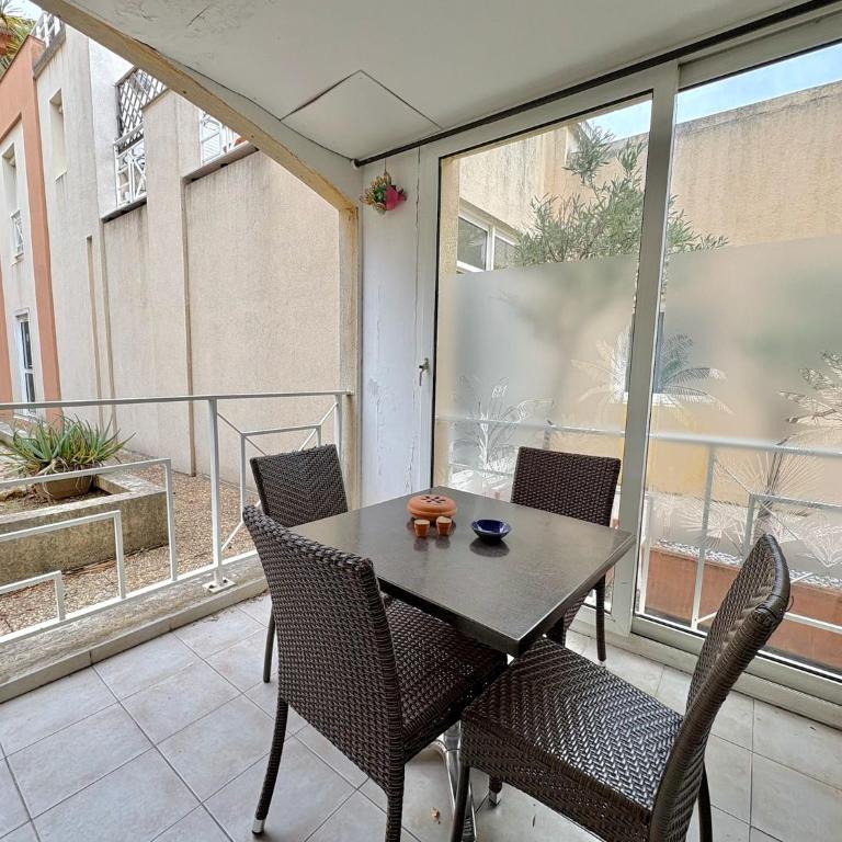 Lumineux F2 avec terrasse & piscine, Fréjus-Port - Appartamento con 1 Camera da Letto - 12
