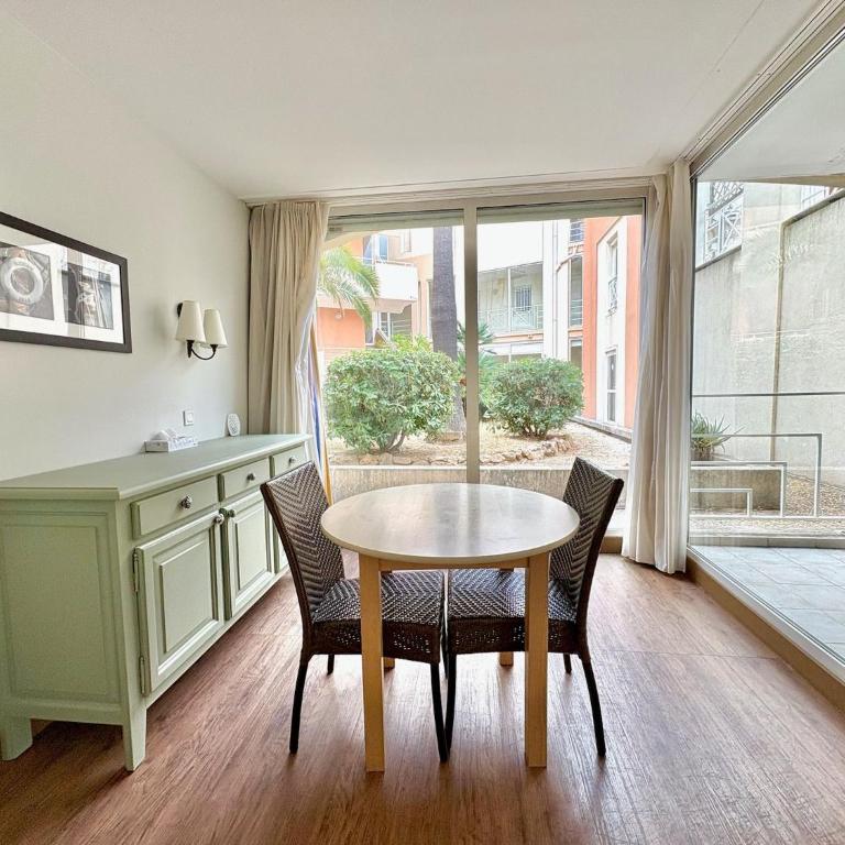 Lumineux F2 avec terrasse & piscine, Fréjus-Port - Appartamento con 1 Camera da Letto - 3