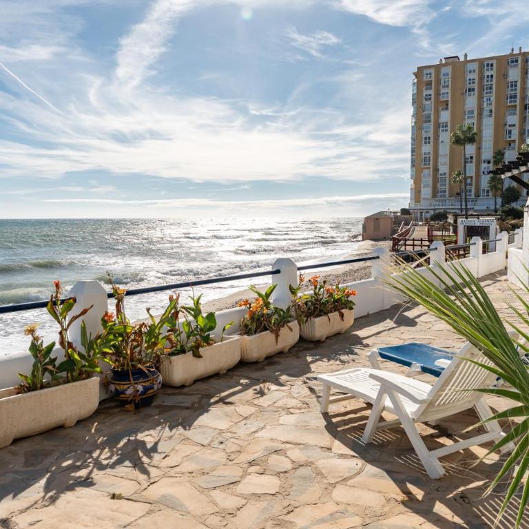 Calahonda Beach - Beachfront 2 Bedroom House Beautifully revovated - Casa de 2 dormitorios - 23