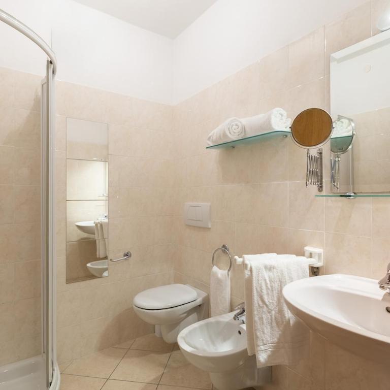 Residence Toblini - One-Bedroom Apartment - 8