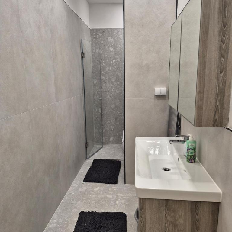 Impero Apartment - Two-Bedroom Apartment - 2