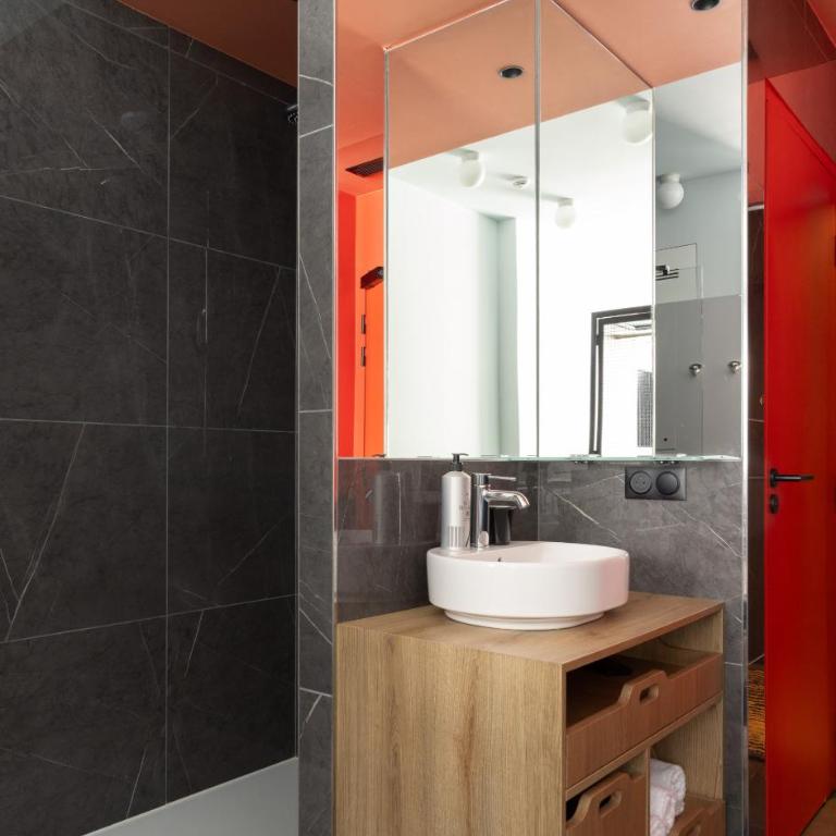 1.75 Paris Le Charme - Chambre Triple - 3