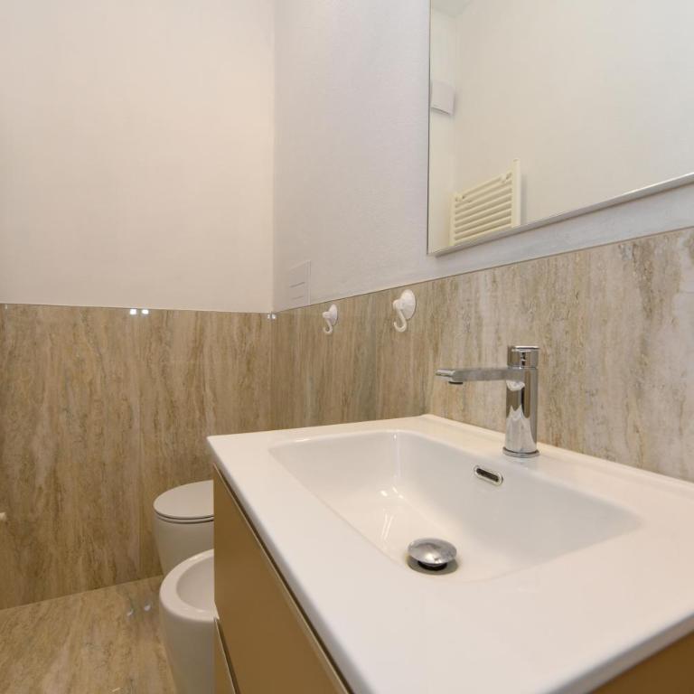 Casa Beppe 3 bedrooms & Free park near Center-Lake - Appartamento con 3 Camere da Letto - 12