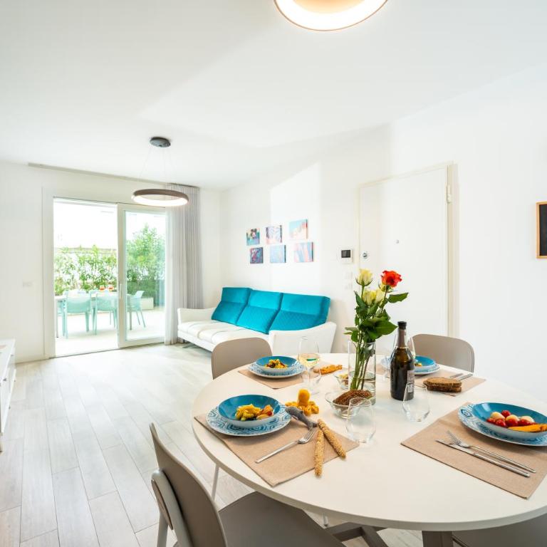 Sun Beach Residence con Piscina - Piazza Brescia - Adria Holiday Jesolo - FAMILY APARTMENTS - Two-Bedroom Apartment - 4