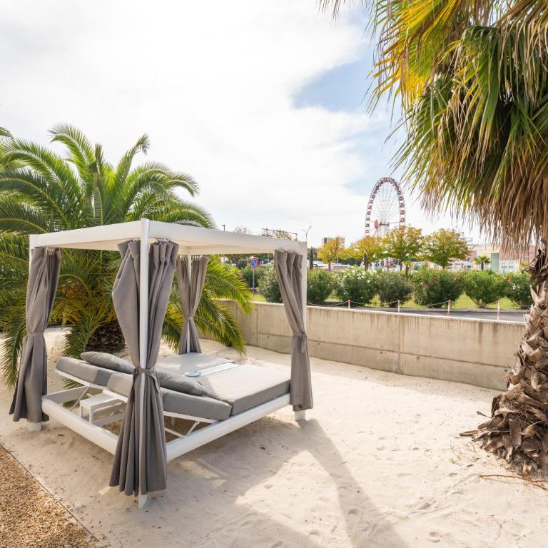 Sun Beach Residence con Piscina - Piazza Brescia - Adria Holiday Jesolo - FAMILY APARTMENTS - Two-Bedroom Apartment - 12