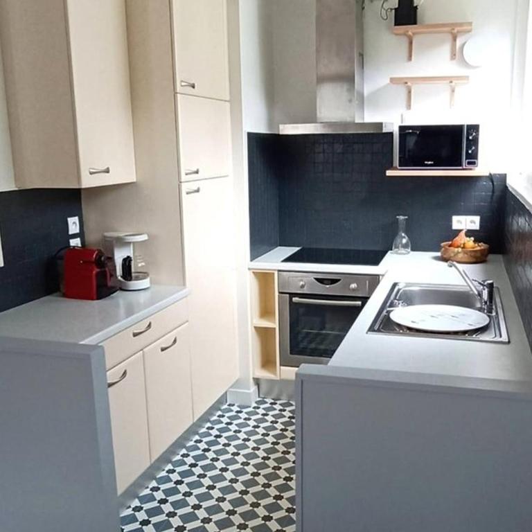 Appartement 2 Pièces avec Balcon, Proche Pistes - FR-1-687-56 - Appartement - 2