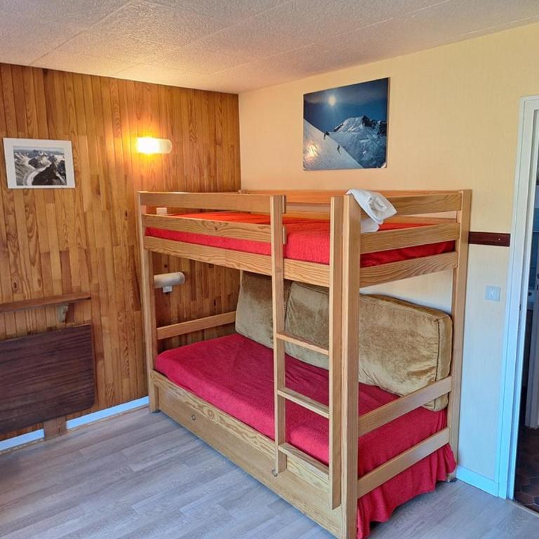 T2 agréable avec cheminée, balcon et parking aux Gets - FR-1-573-145 - Appartamento - 8