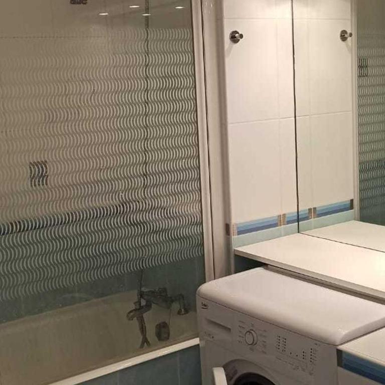 Appartement 2 Pièces avec Balcon, Proche Pistes - FR-1-687-56 - Appartement - 10