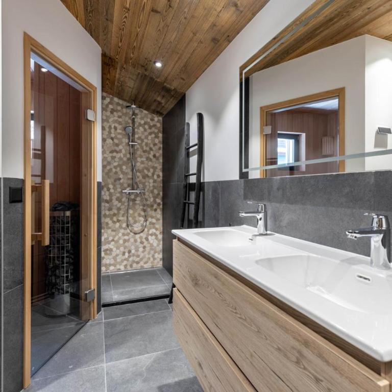 Penthouse Croix de Coeur - Apartment - 16