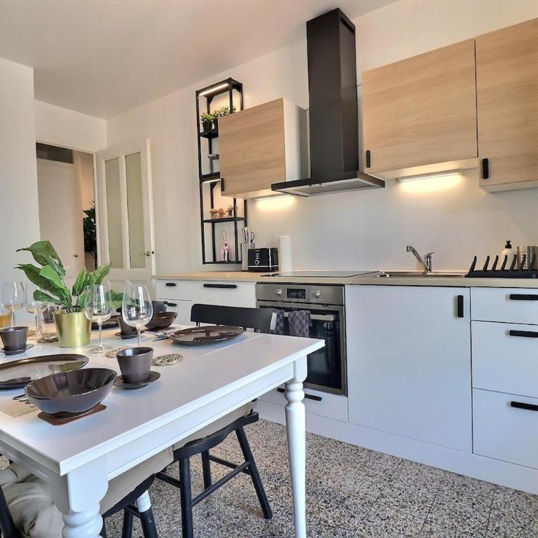 P&R - Confort retro, 1 bdr, in Plainpalais - Appartement 1 Chambre - 11