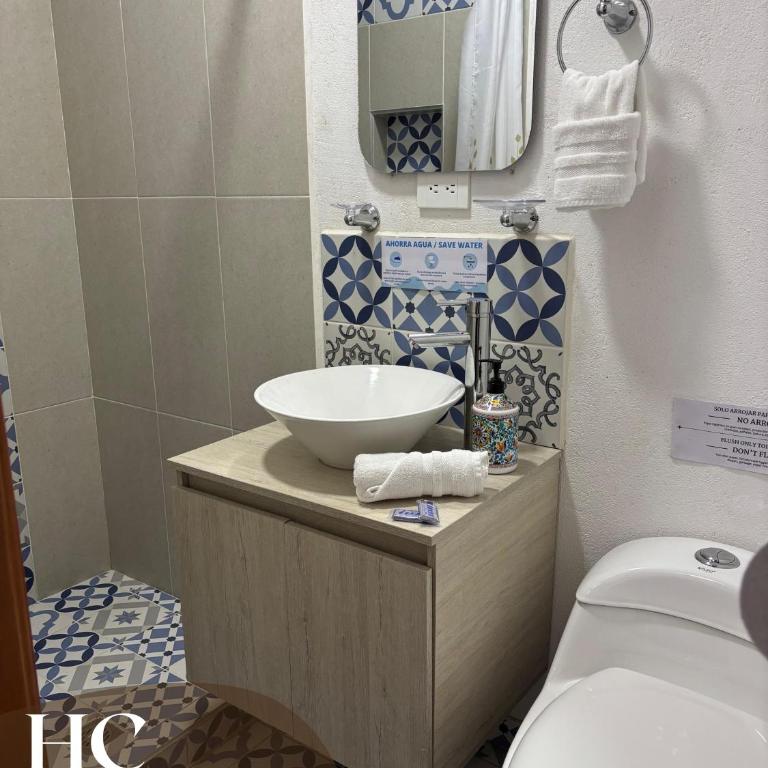 HC Helena - Habitación Doble con baño privado - 1