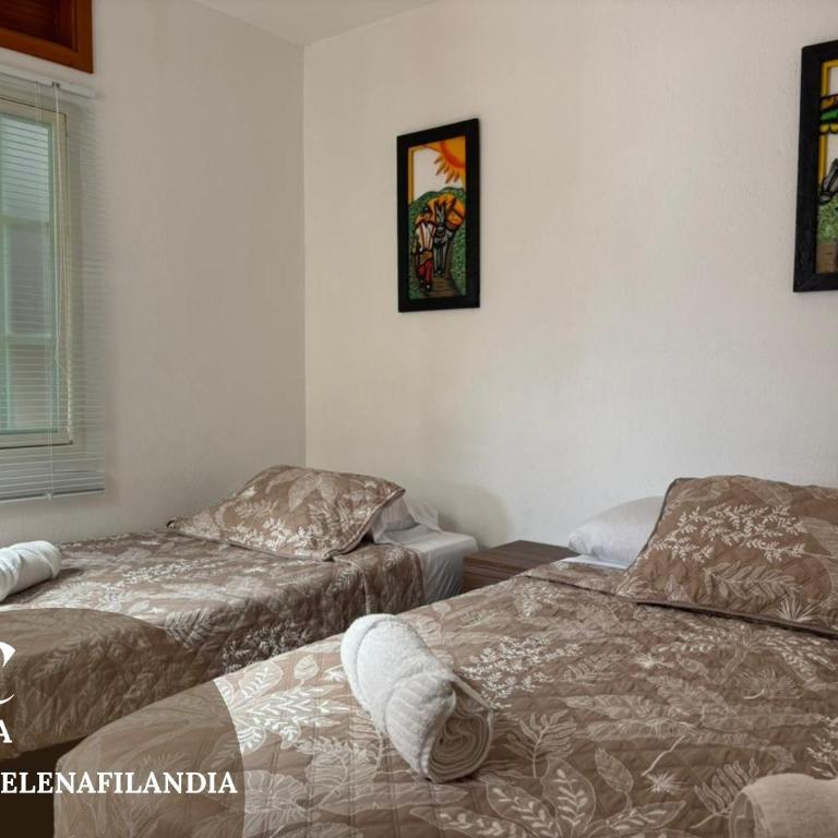 HC Helena - Habitación Triple con baño privado - 1