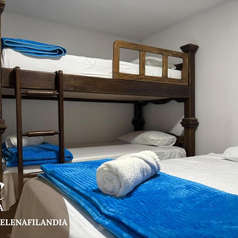 HC Helena - Habitación Triple con baño privado - 1