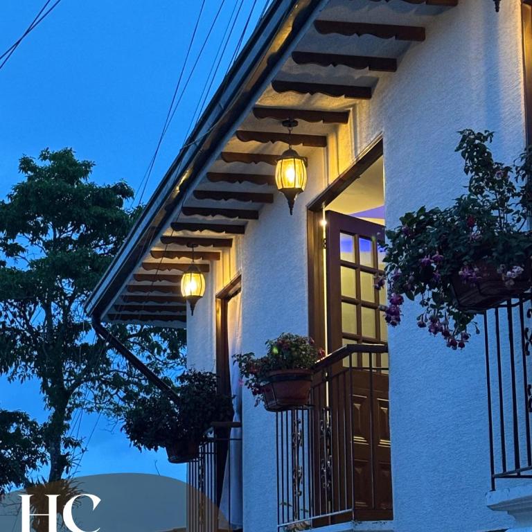 HC Helena - Habitación Doble con balcón - 6