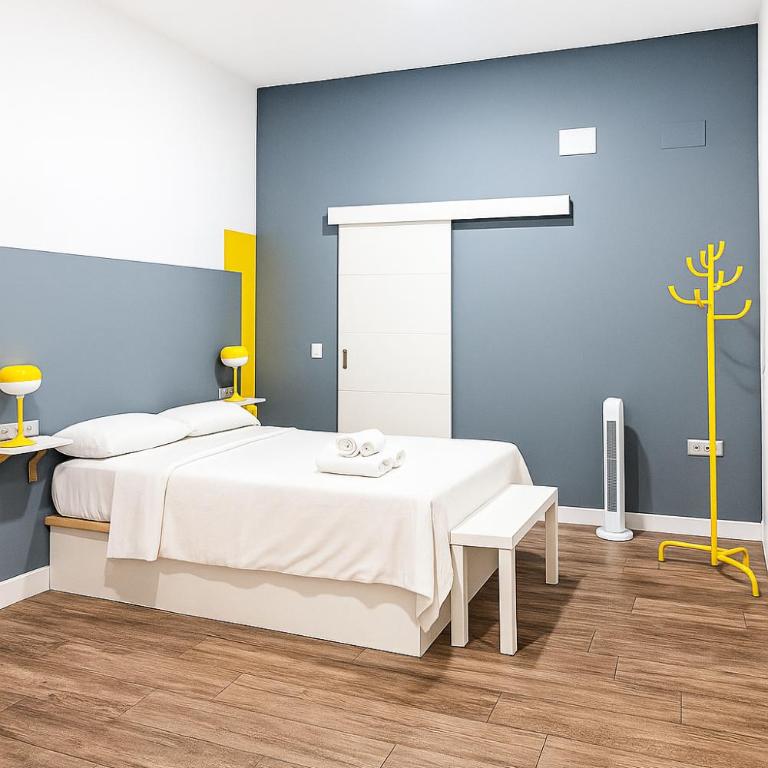 Estupendo piso a 5 min en coche del aeropuerto - Apartamento de 1 dormitorio - 1