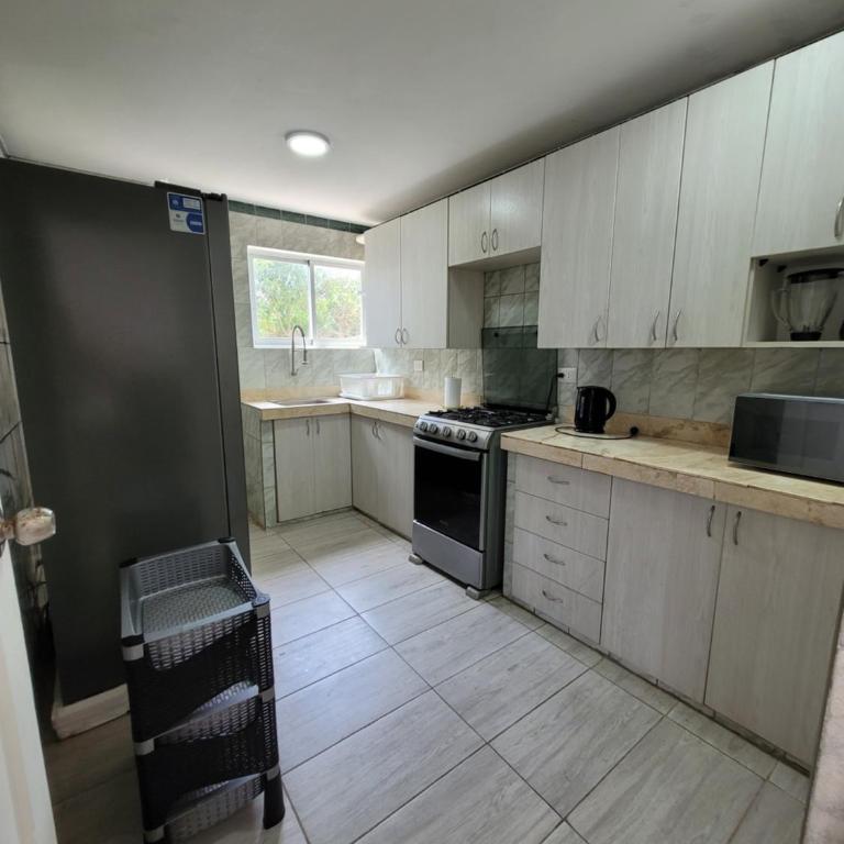 Casa con Piscina privada y a pasos de la playa - Vacation Home - 7