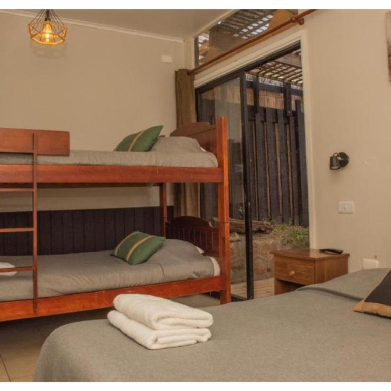 Abanico Suites con Kitchenette y Parking - Triple Room with Private Bathroom - 1