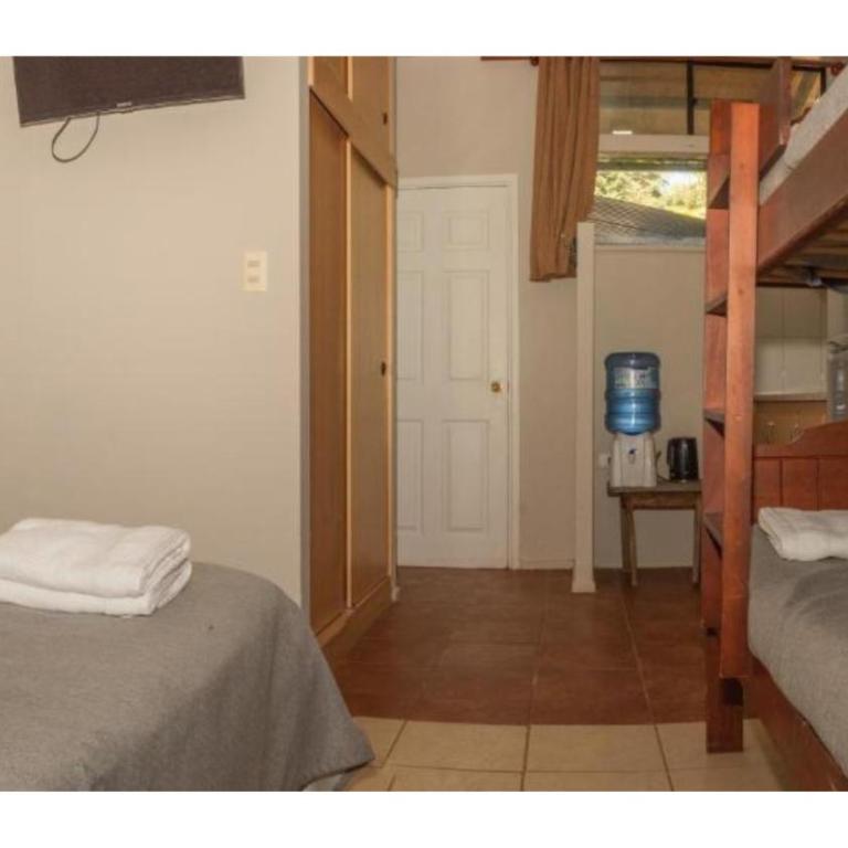Abanico Suites con Kitchenette y Parking - Triple Room with Private Bathroom - 3