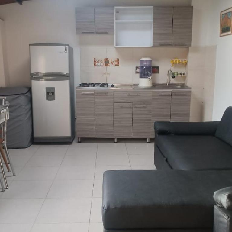 Apartamento con patio Toca Centro - Apartamento de 2 dormitorios con vistas al jardín - 3