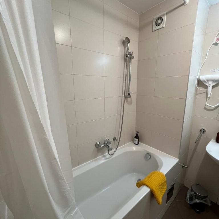 Belville city view - One-Bedroom Apartment - 18