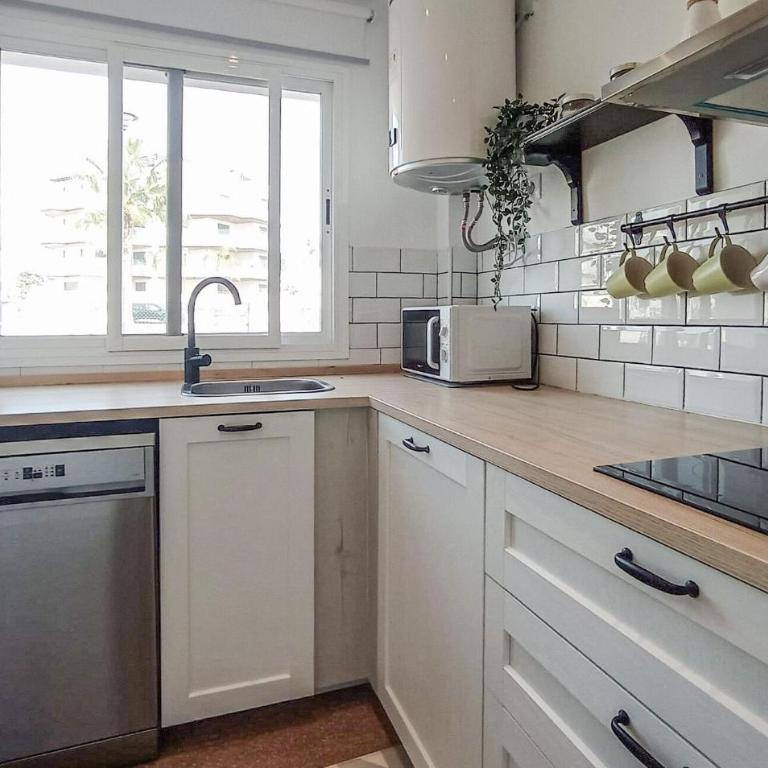 Cozy Apartment In Torrox With Wifi - Apartamento de 1 dormitorio - 8