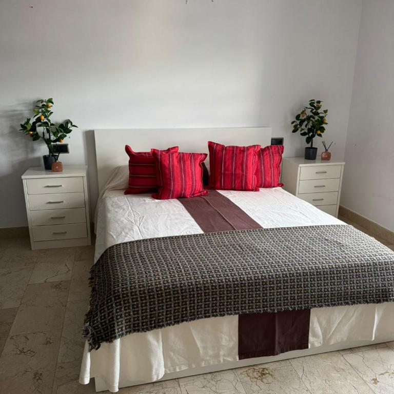 Apartamento dentro de Puerto Banus - Two-Bedroom Apartment - 9