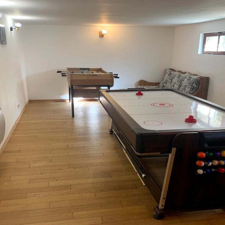 Mont Milo, Spacieux, 5ch, Sauna, Billard, Babyfoot, Borne de recharge électrique - Chalet - 23