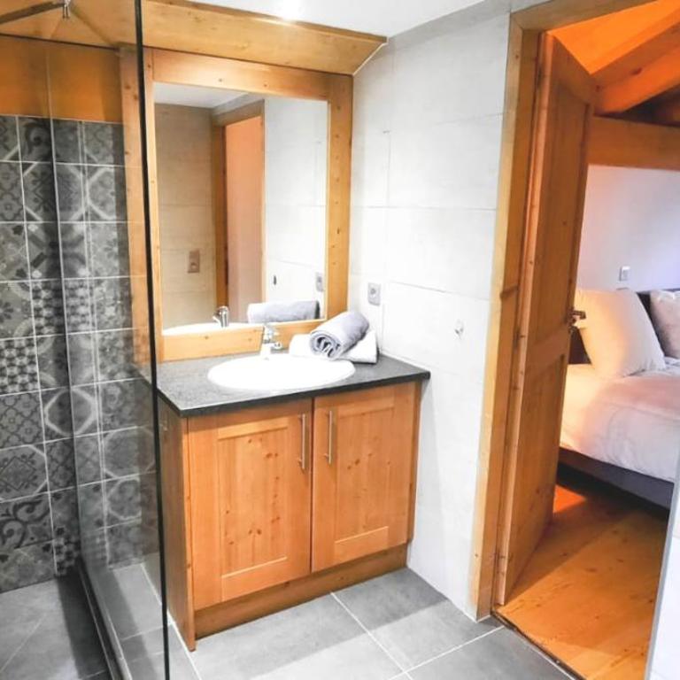 Appartement esprit chalet, proche remontées avec garage - Appartement 2 Chambres avec Vue sur la Montagne - 24