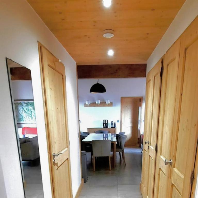 Appartement esprit chalet, proche remontées avec garage - Appartement 2 Chambres avec Vue sur la Montagne - 11