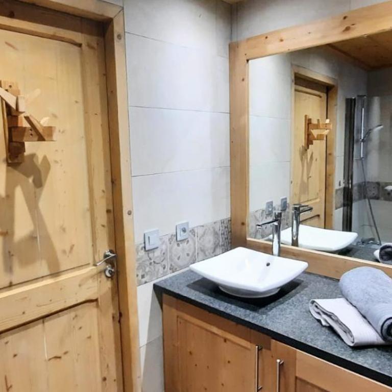 Appartement esprit chalet, proche remontées avec garage - Appartement 2 Chambres avec Vue sur la Montagne - 31