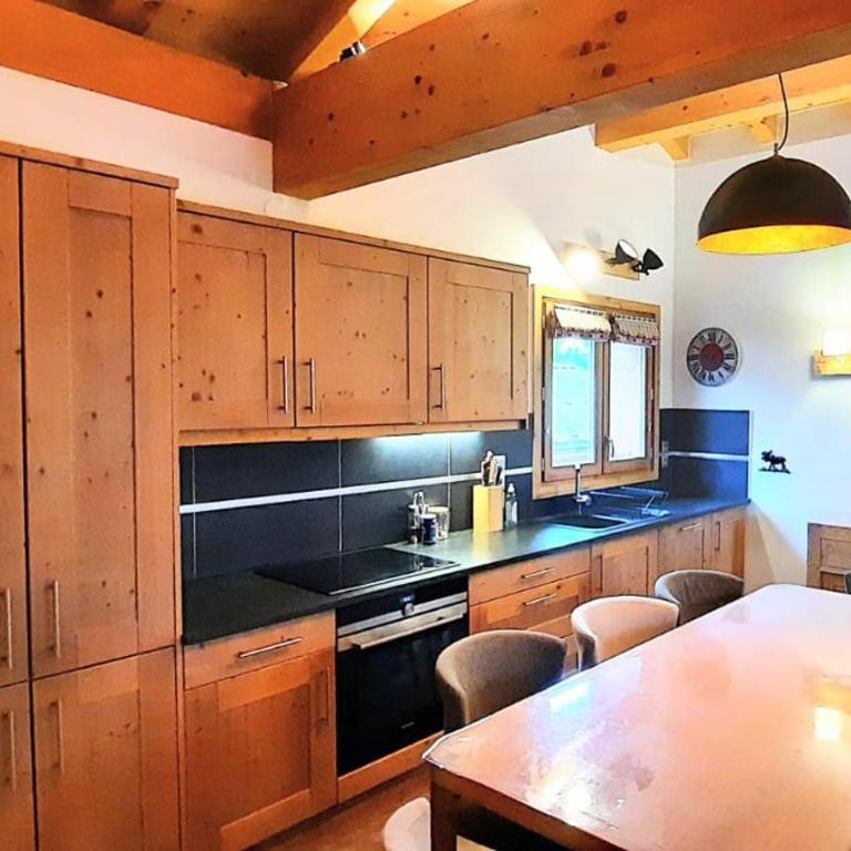 Appartement esprit chalet, proche remontées avec garage - Appartement 2 Chambres avec Vue sur la Montagne - 10