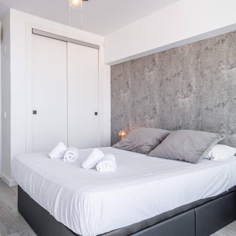 Levante Sky Views - Modern 9th Floor near Beach - One-Bedroom Apartment - 5
