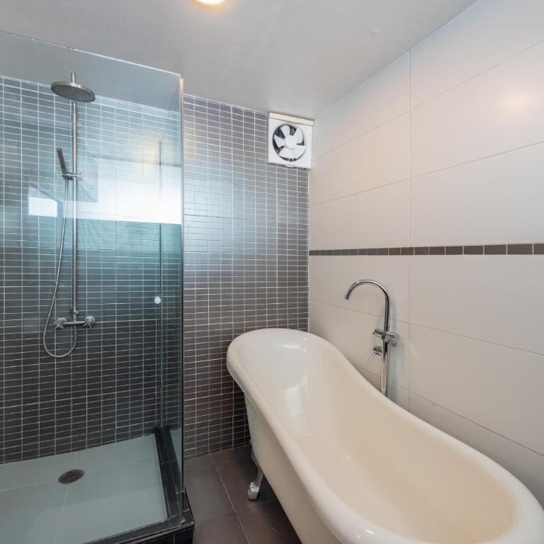Modern and Luxurious Apartment in Condesa - Three-Bedroom Apartment - 7