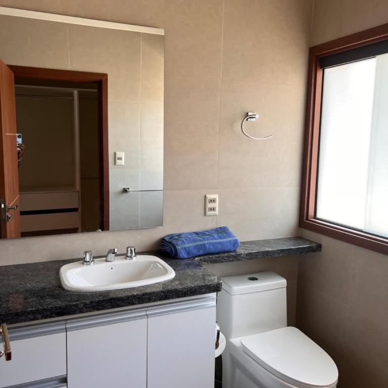 Departamento cómodo cerca al centro de la ciudad - Apartamento de 3 dormitorios - 12