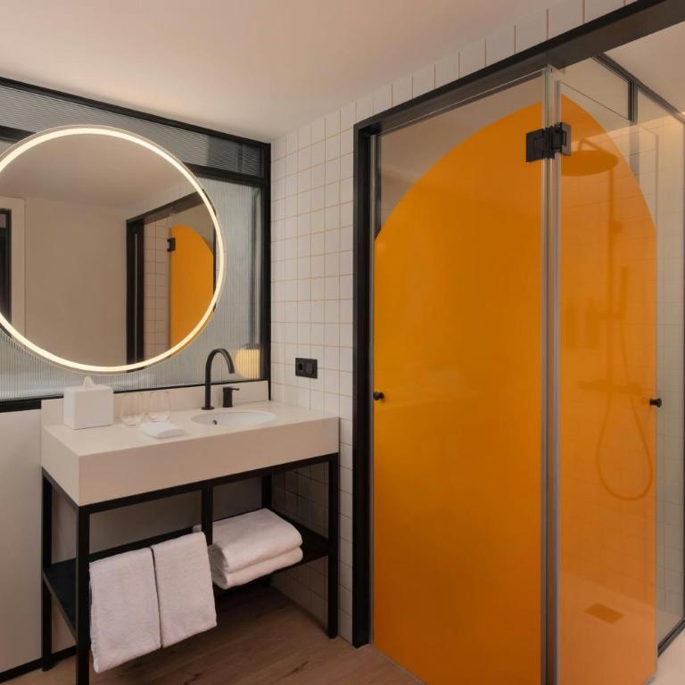 Aloft by Marriott Madrid Gran Via - Habitación Doble Aloft - 2 camas - 9